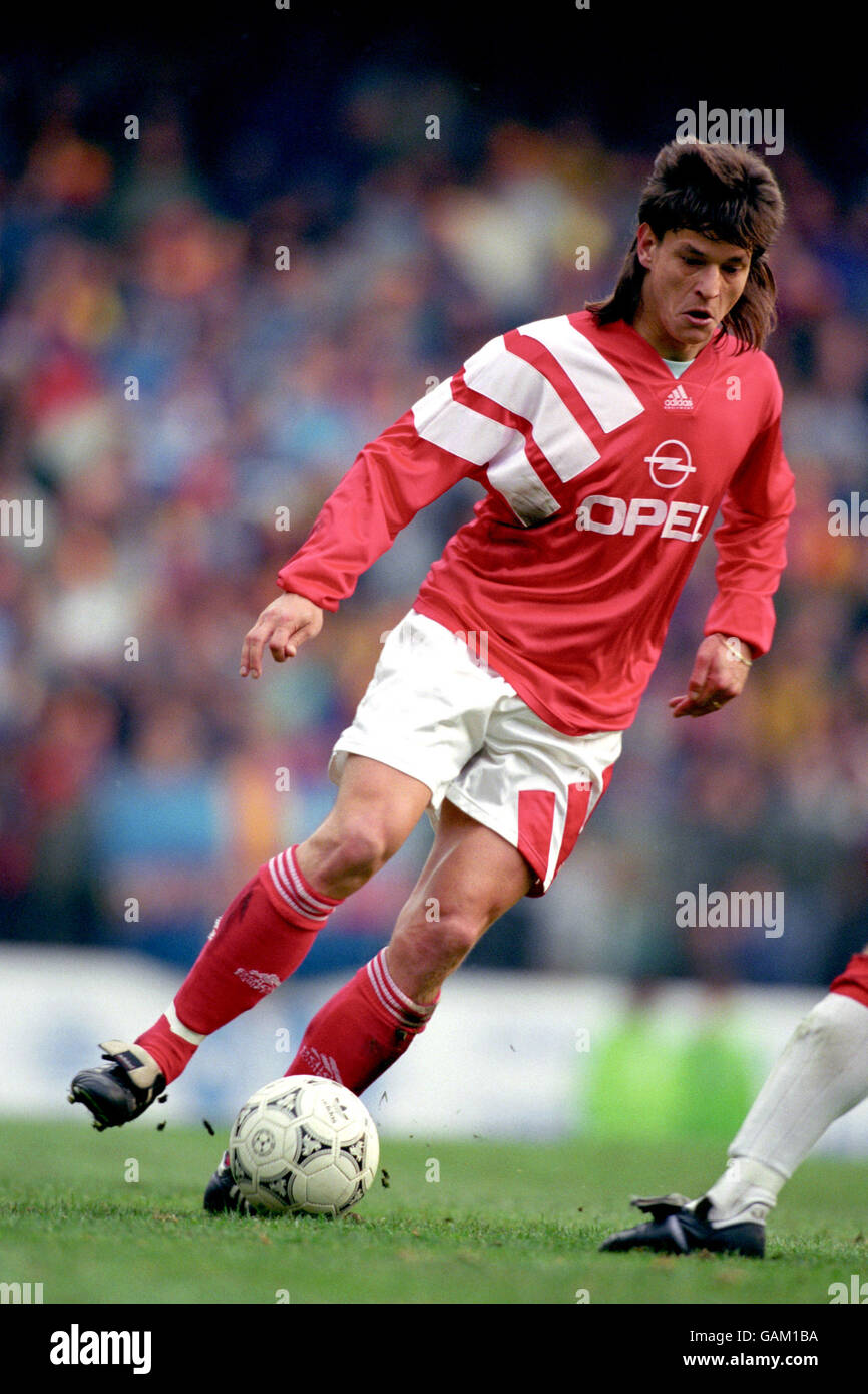 Czech Soccer - Sparta Prague v Slavia Prague. Radek Bejbl, Slavia Prague  (right Stock Photo - Alamy