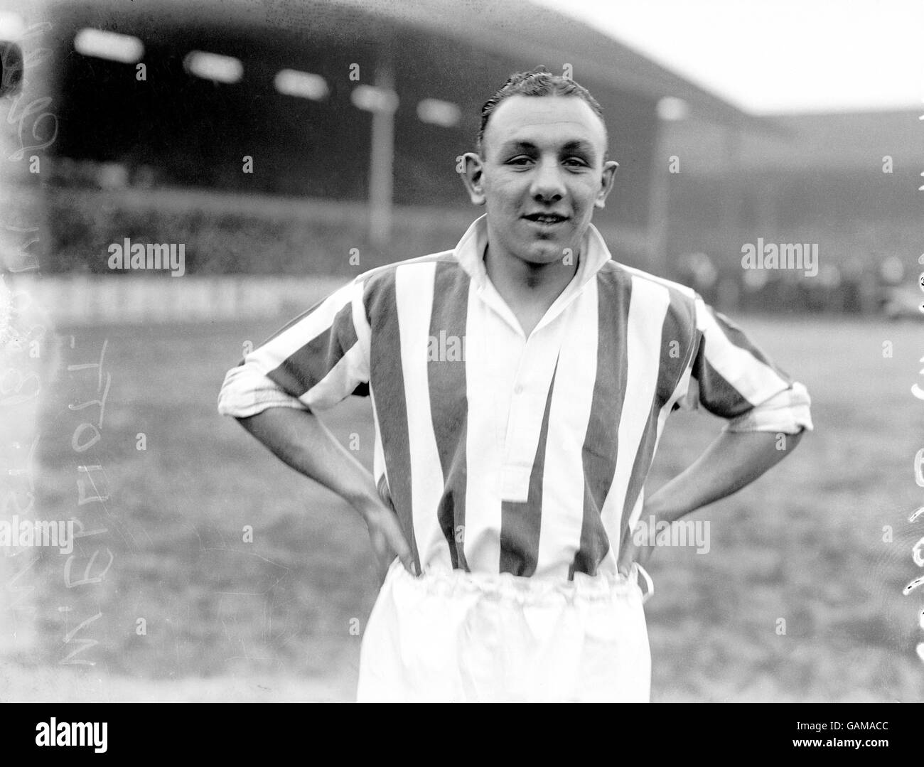 Soccer - Football League Division Two - Tottenham Hotspur v West Bromwich Albion. Billy Elliott, West Bromwich Albion Stock Photo