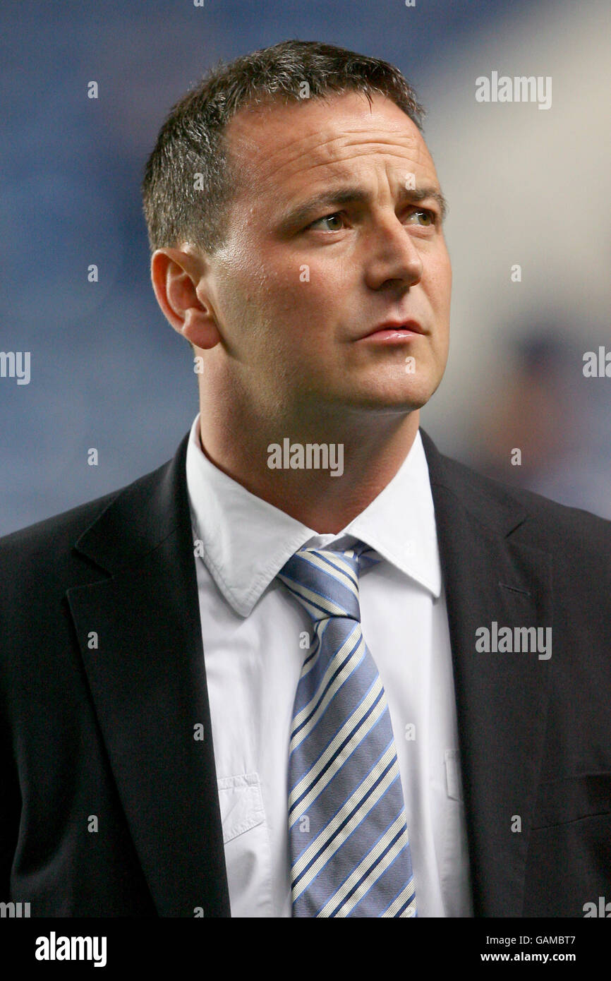 Neil bath chelsea hires stock photography and images Alamy