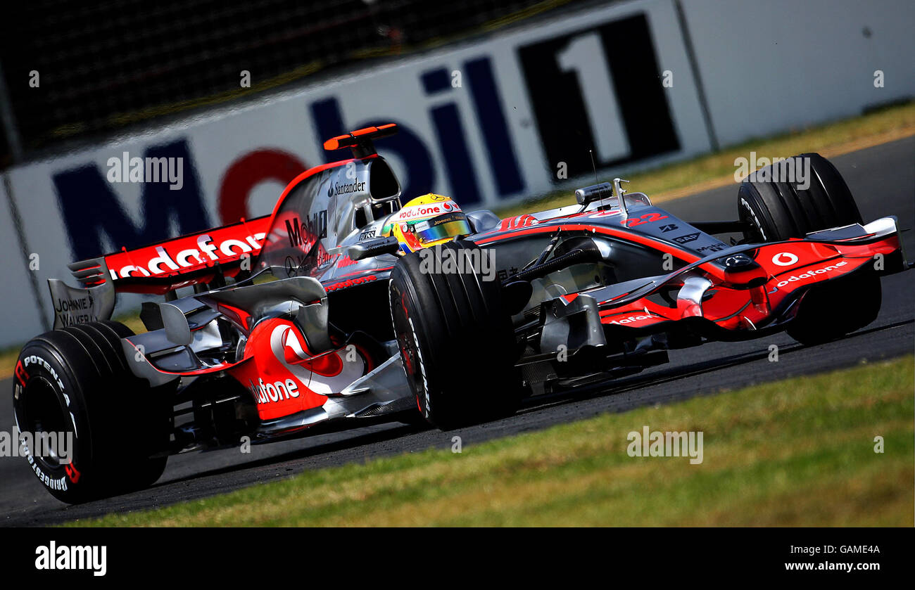Formula One Motor Racing - Australian Grand Prix - Qualifying - Albert Park. Great Britain's Lewis Hamilton during qualifying at Albert Park, Melbourne, Australia. Stock Photo