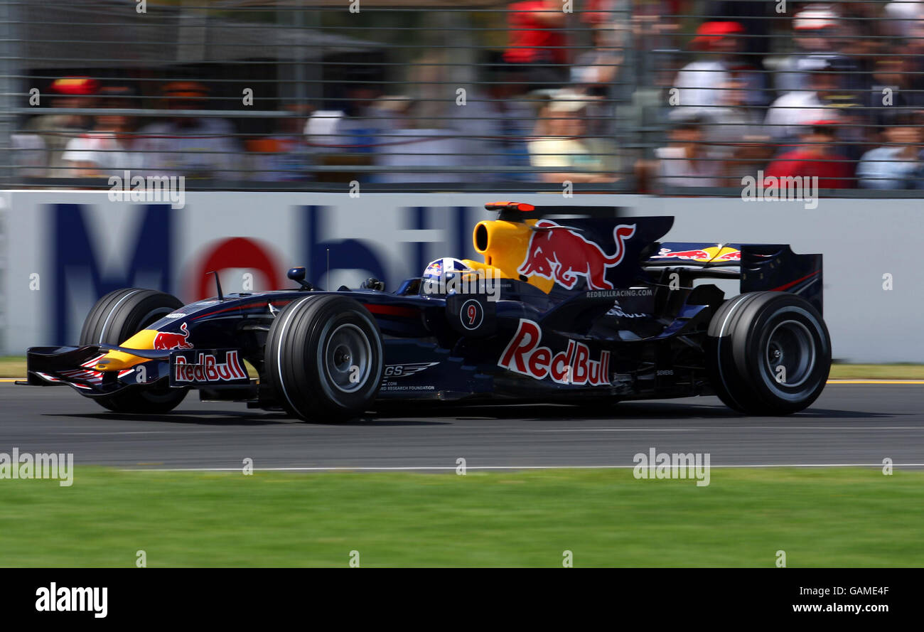 Great Britain's David Coulthard during qualifying at Albert Park, Melbourne, Australia. Stock Photo