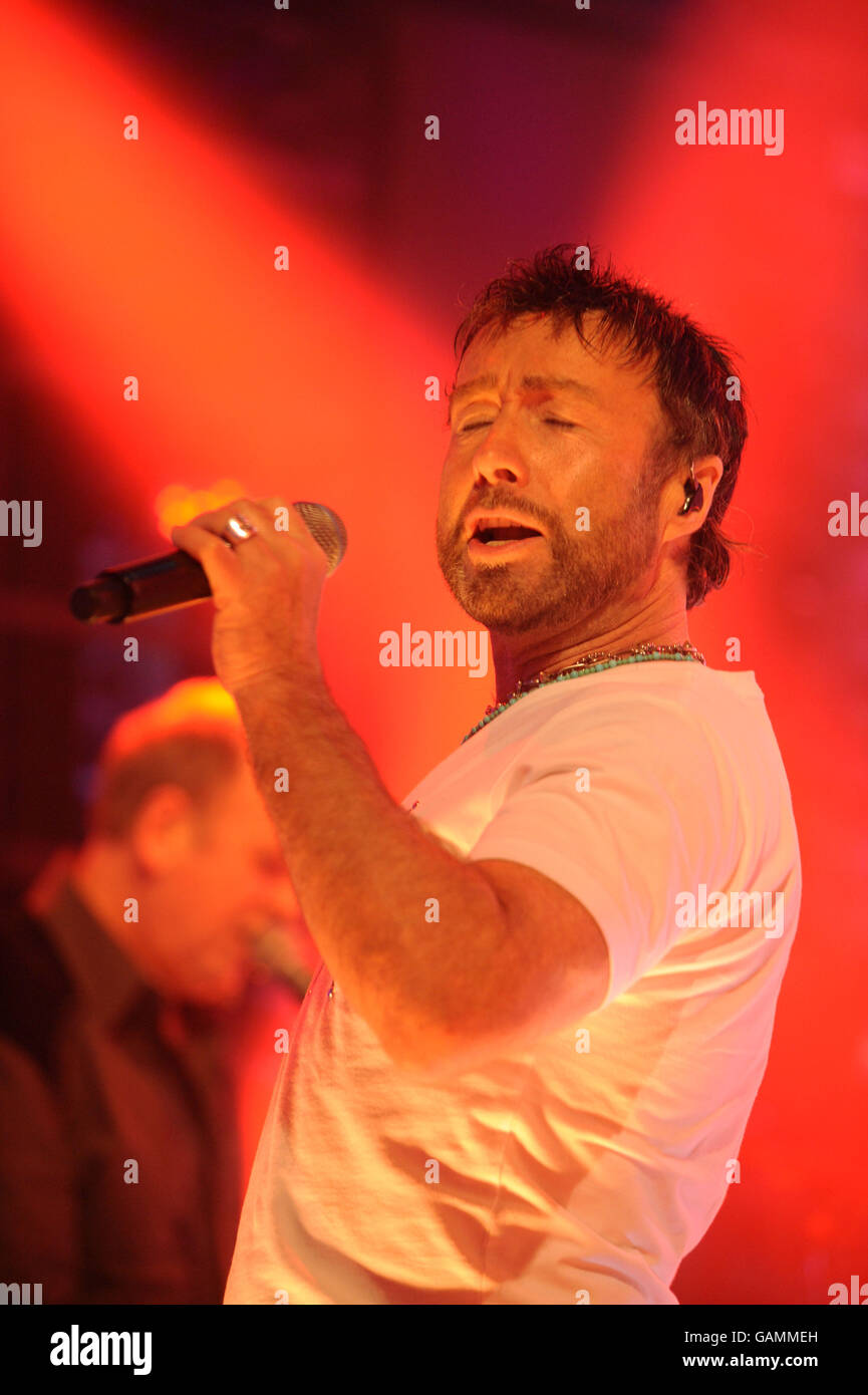 Paul Rodgers of Queen during their performance on 'Al Murray's Happy Hour' (TX: ITV1 Friday April 4, 2008 @ 2200), London Studios, SE1. Stock Photo