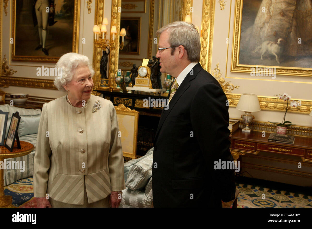 Kevin Rudd Queen Britain's Queen Elizabeth II meets Australian Prime Minister Kevin Rudd ...