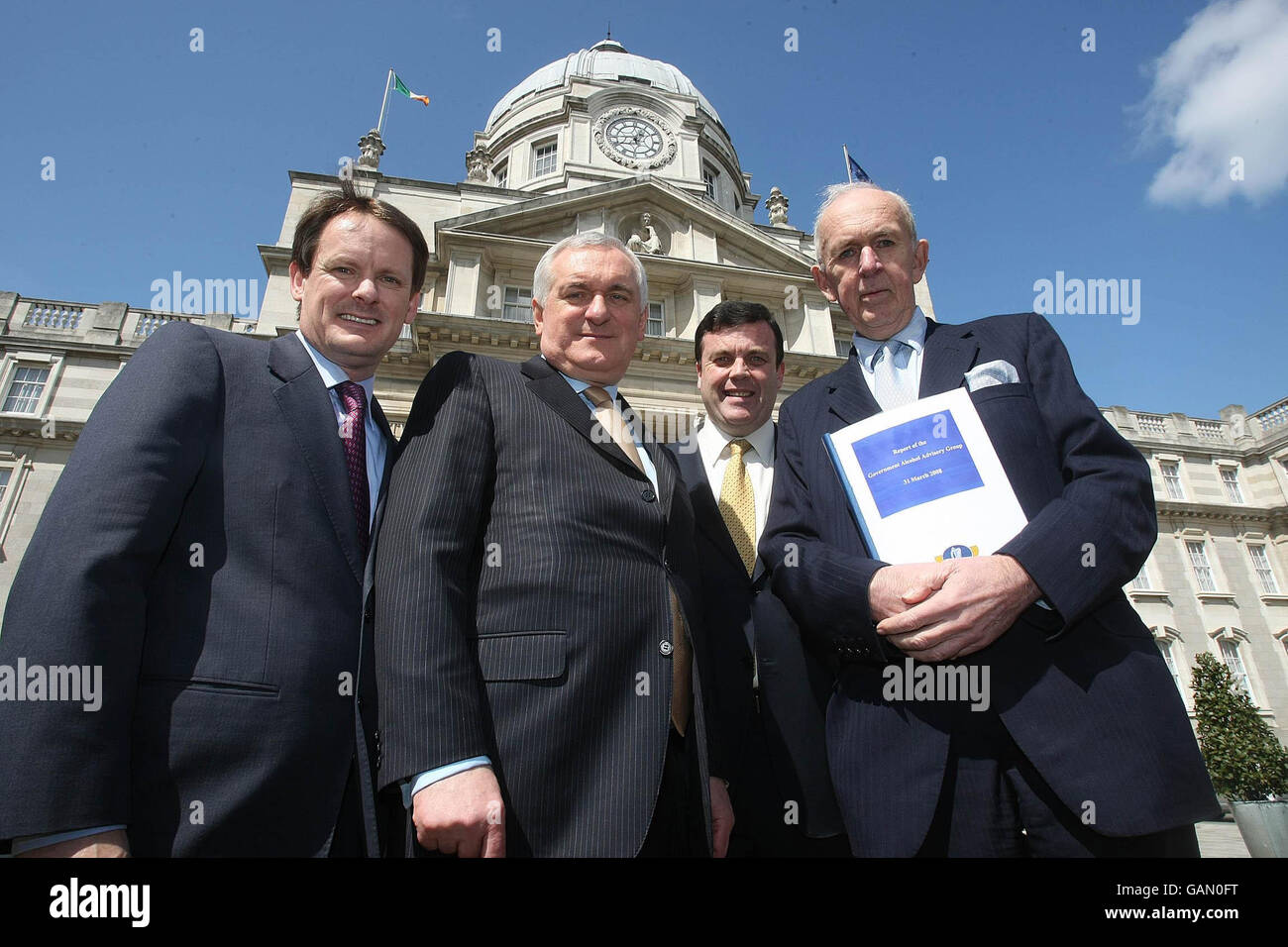 Dr Peter Gordon High Resolution Stock Photography and Images - Alamy