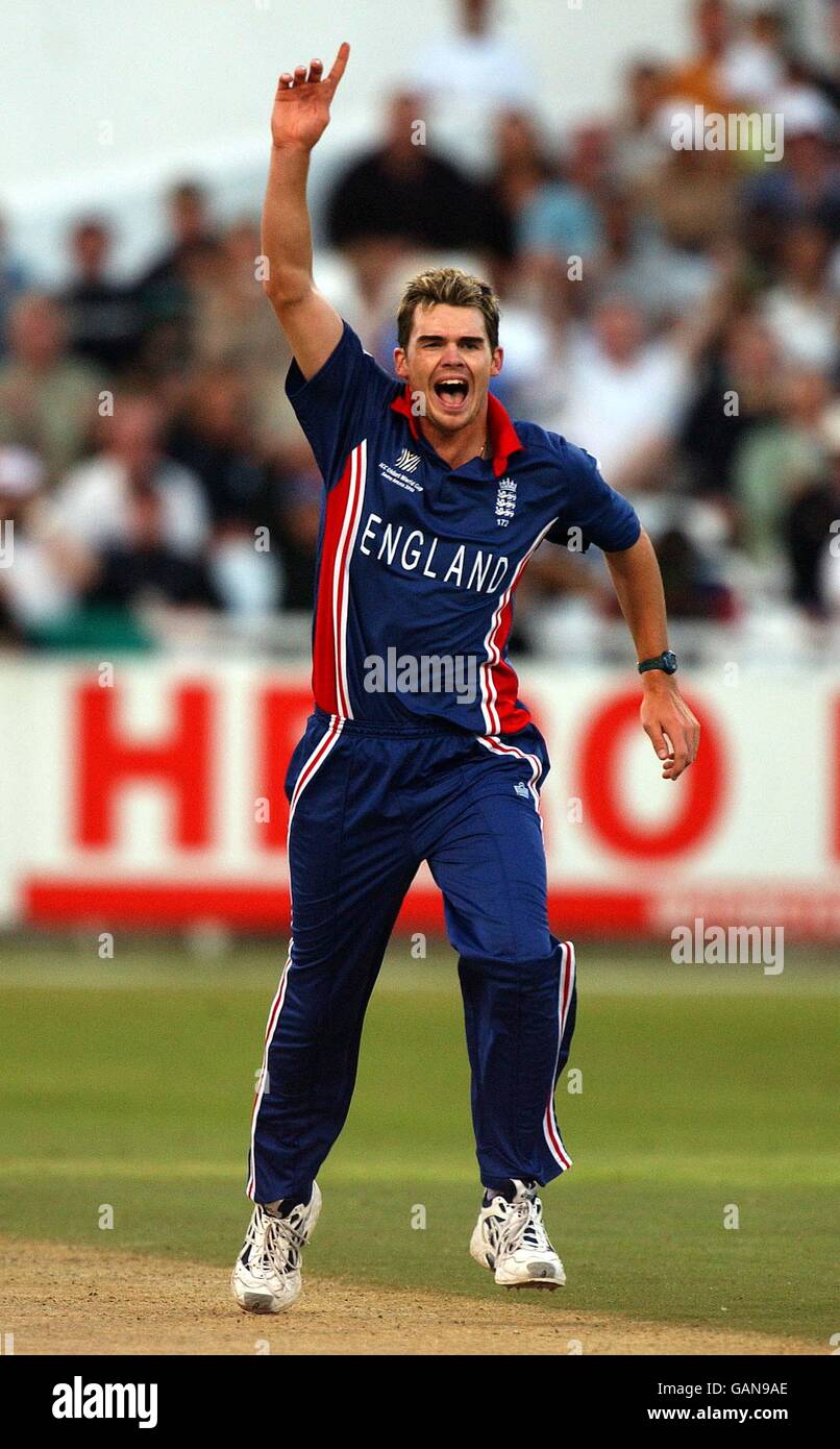Cricket World Cup 2003 England v Pakistan Stock Photo Alamy