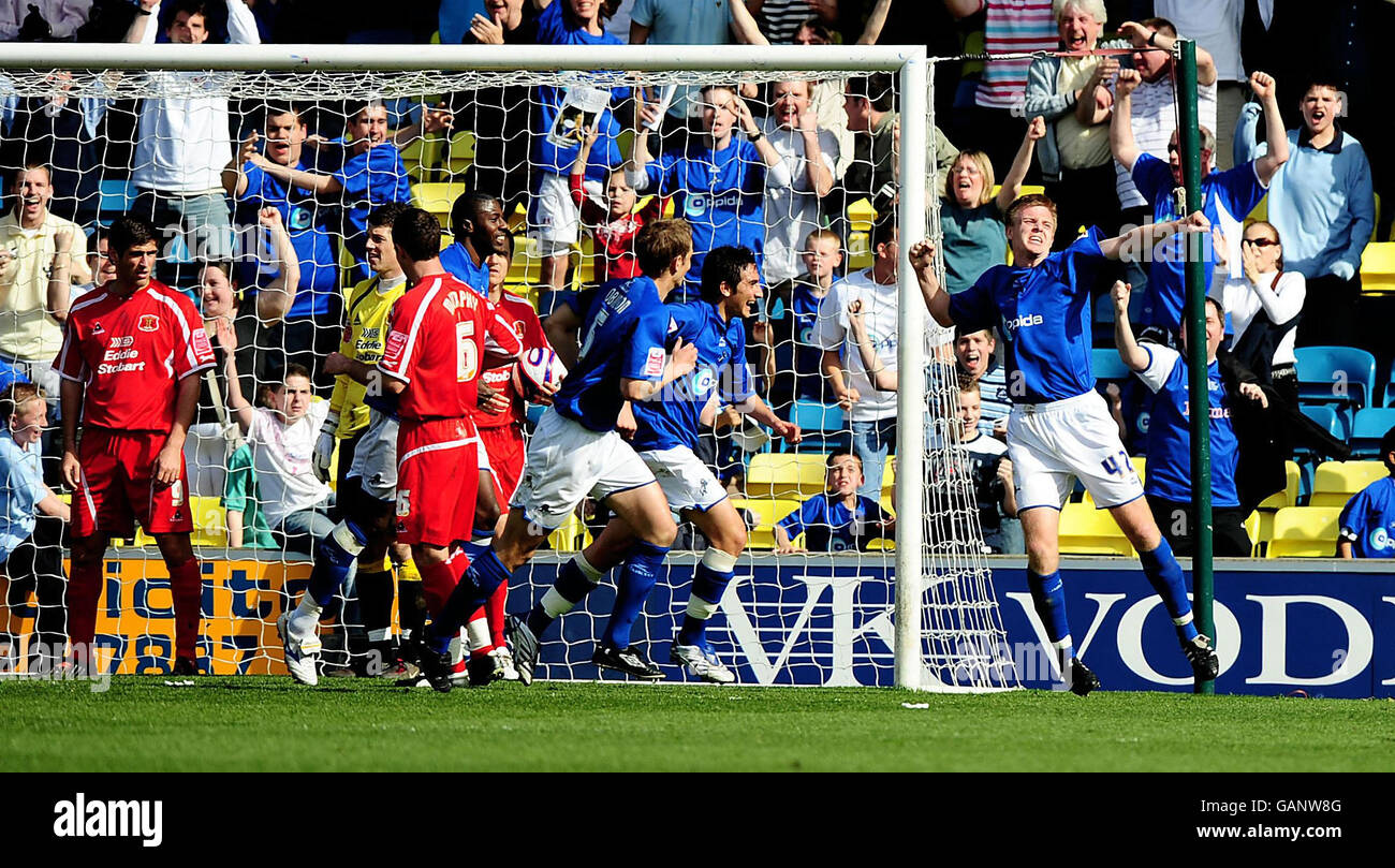 Millwall v carlisle united hires stock photography and images Alamy