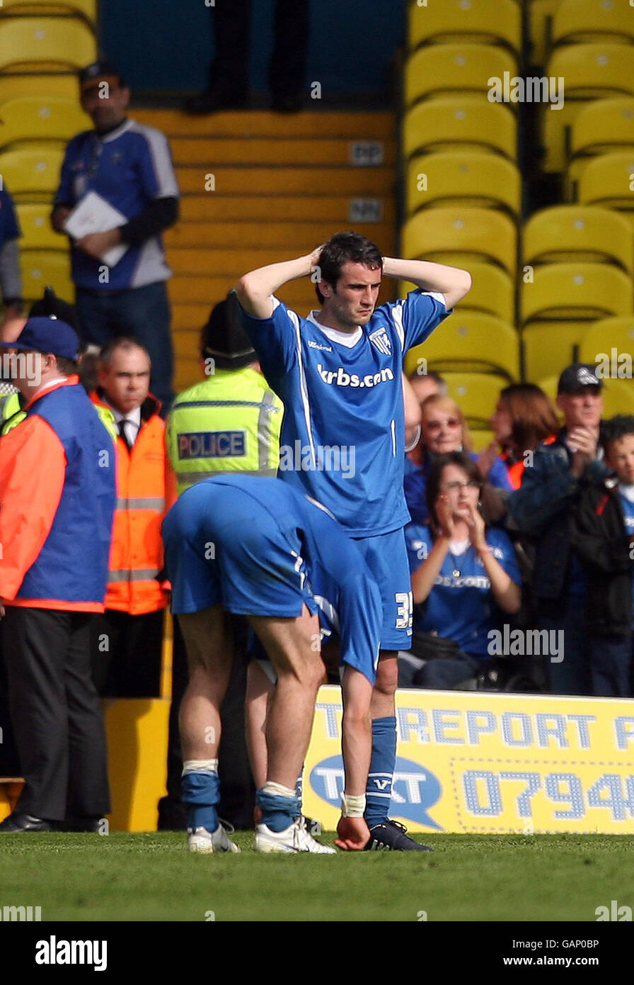 Gillingham's John Nutter appears dejected following the Coca-Cola League One match at Elland Road, Leeds. Stock Photo
