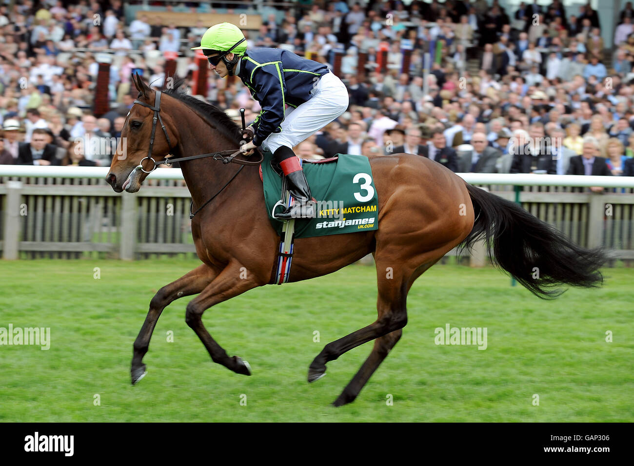 Horse Racing - StanJamesUK Guineas Festival - Day Two - Newmarket Racecourse Stock Photo