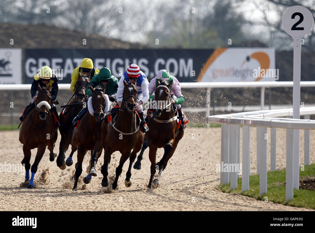 Escape Route and Jimmy Fortune (centre) during the great leighs only in Essex Handicap Stake at Great Leighs Racecourse in Chelmsford, Essex. Stock Photo