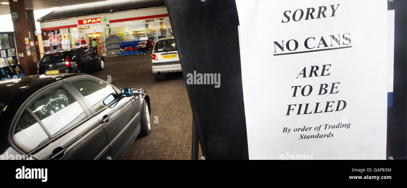 Pipeline to shut down overnight Stock Photo Alamy