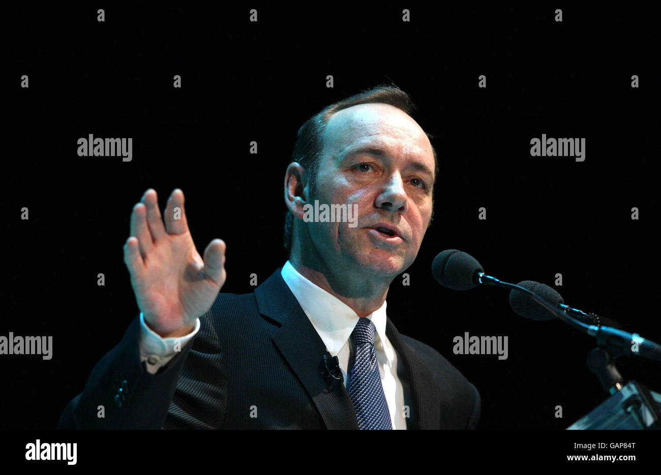 Actor Kevin Spacey, Artistic Director of the Old Vic Theatre, speaks at the Institute of Directors Annual Convention at the Royal Albert Hall, London. Stock Photo