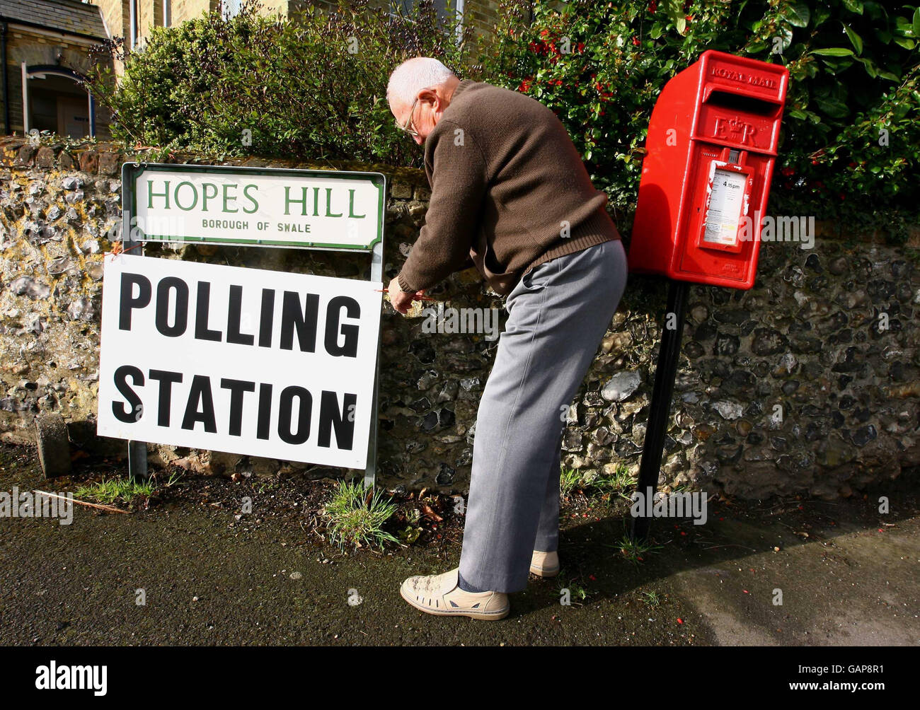 Doddington village hires stock photography and images Alamy