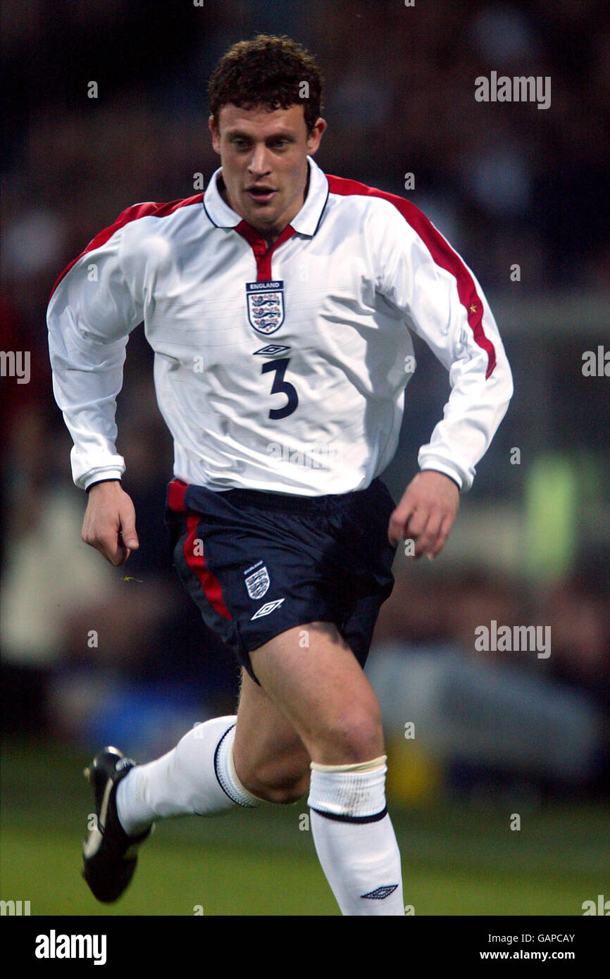 Soccer European Championships 2004 Qualifying Group Seven