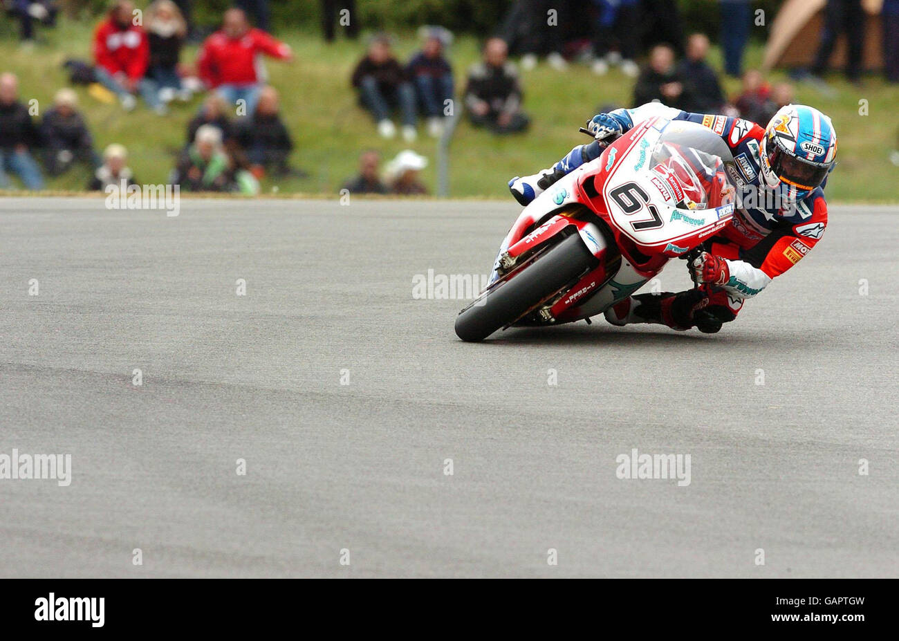 Shane Byrne on his Airwaves Ducati goes on to win during the Bennetts ...