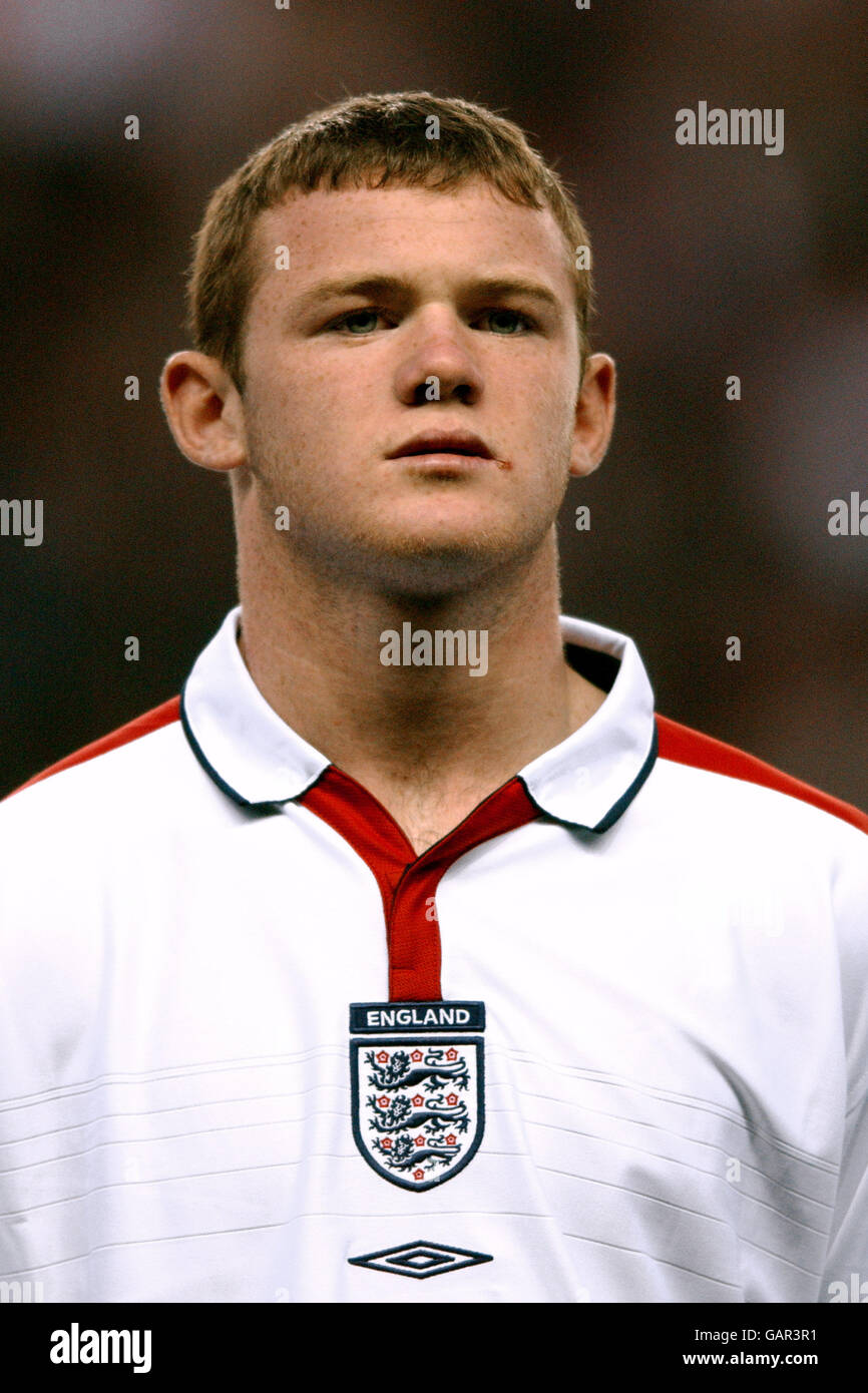 Soccer European Championships 2004 Qualifying Group Seven England