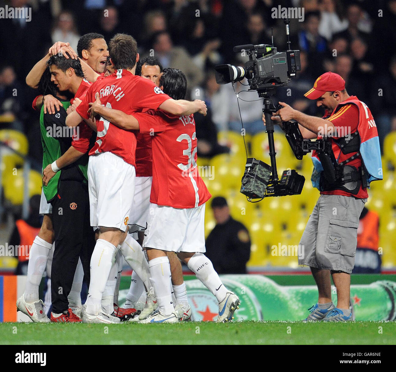 Manchester United's Cristiano Ronaldo celebrates at the final whistle Stock  Photo - Alamy