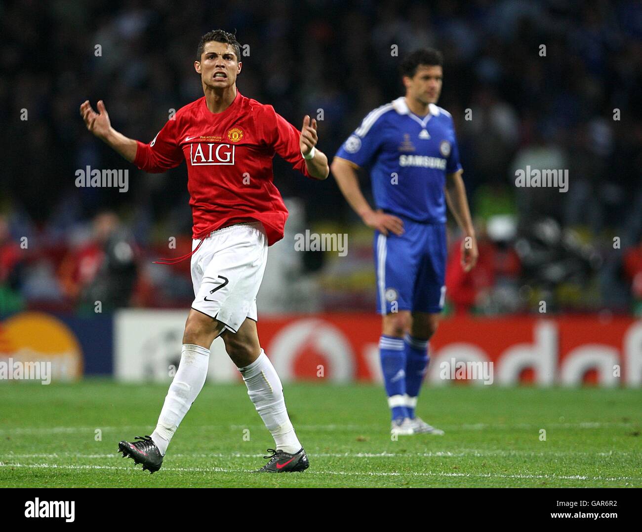 Manchester uniteds cristiano ronaldo celebrates hi-res stock ...