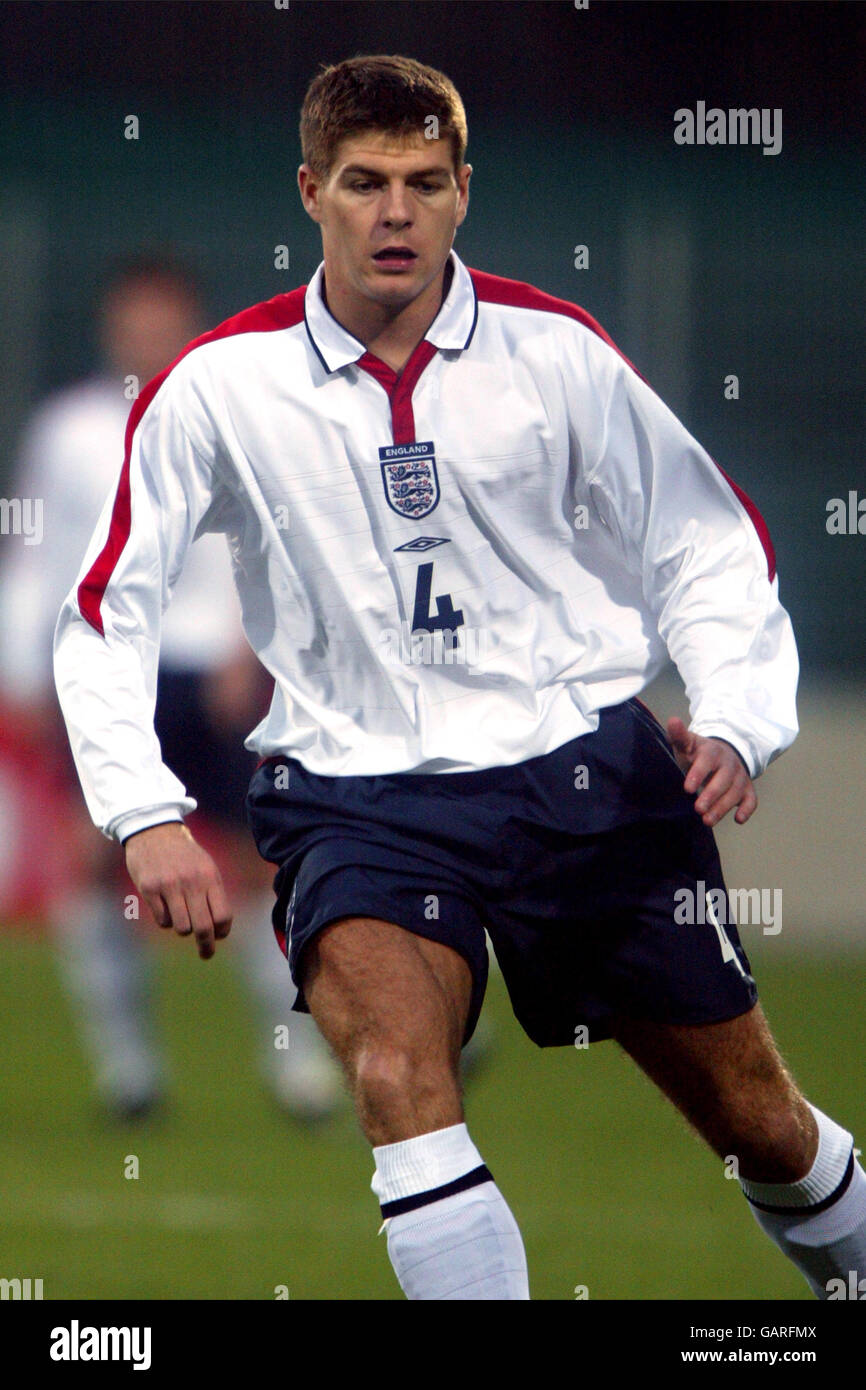 Soccer European Championships 2004 Qualifying Group Seven