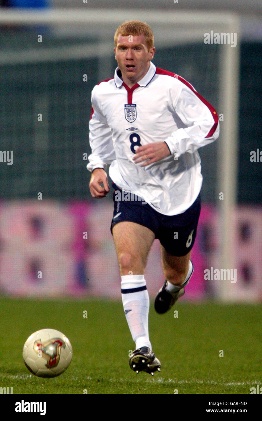 Soccer European Championships 2004 Qualifying Group Seven