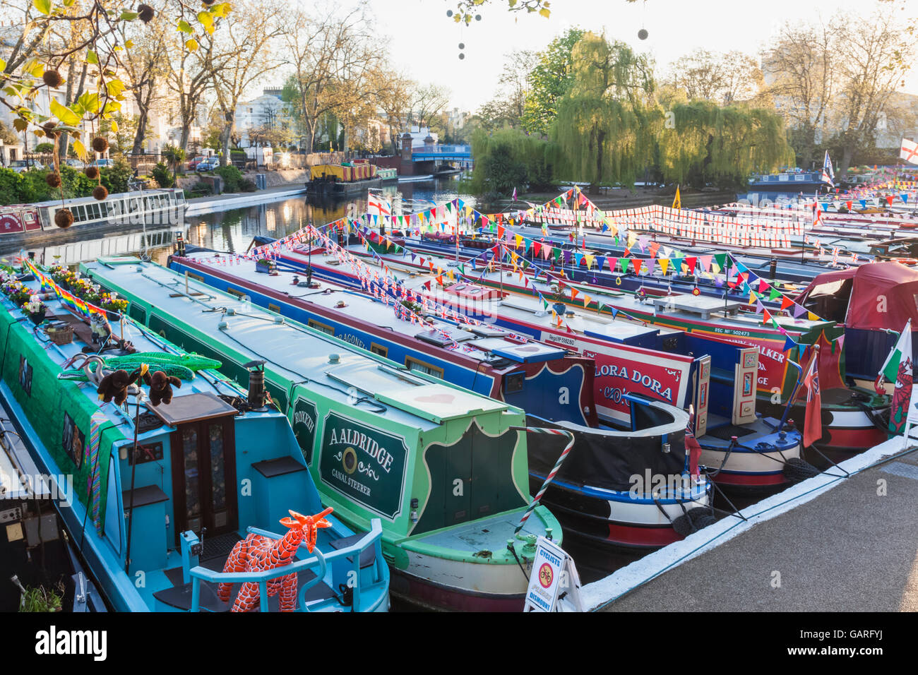 england-london-little-venice-canal-boats-at-annual-canalway