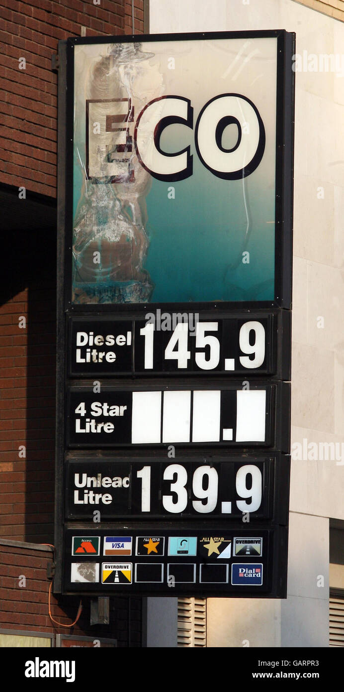 A sign advertises unleaded petrol for 139.9 pence per litre and diesel for 145.9 pence per litre at the Eco filling station on Holland Road in Kensington, London. PRESS ASSOCIATION Photo Stock Photo