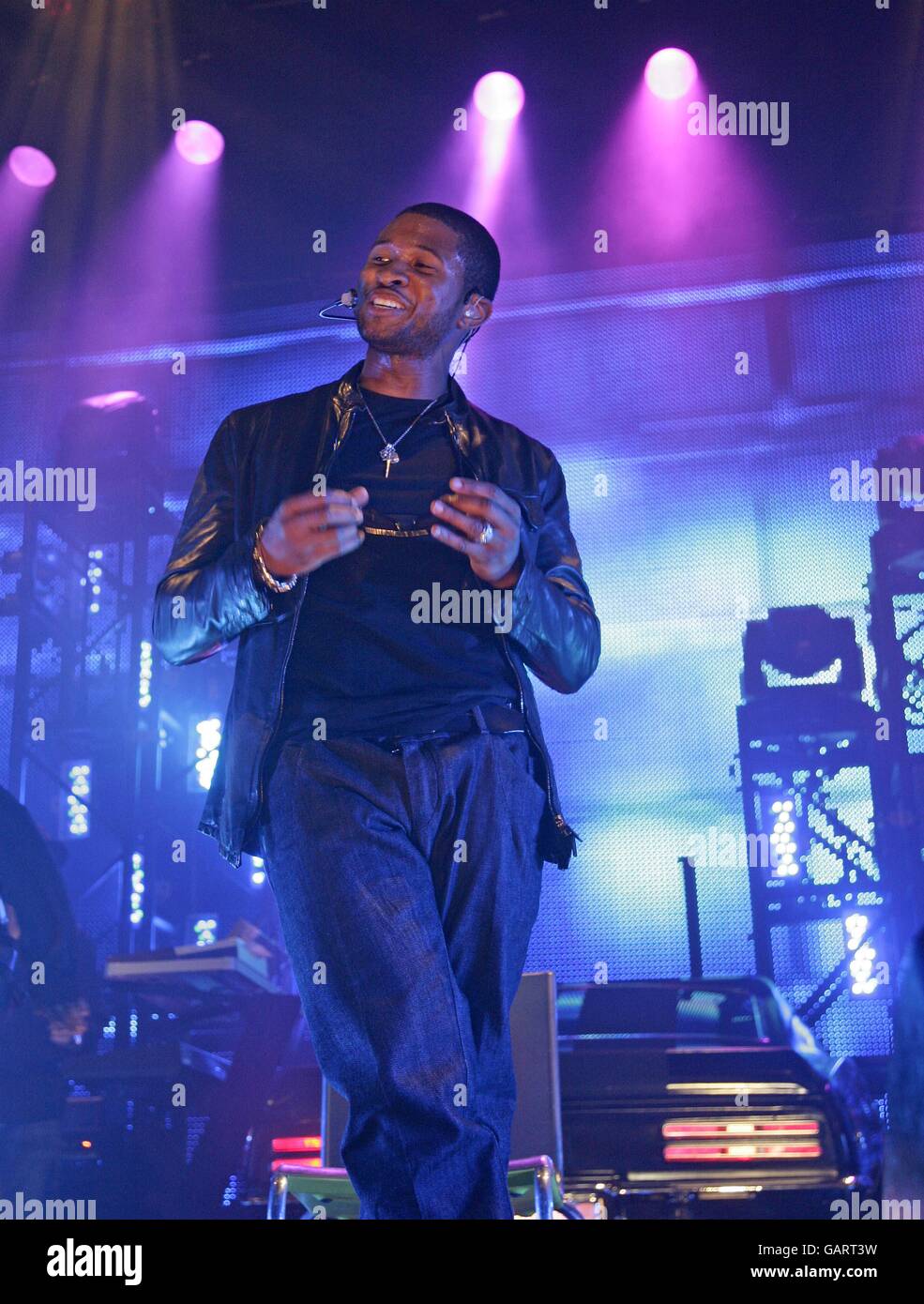 Usher performs an exclusive Sony Ericsson gig at the Indig02 at the O2 Arena in Greenwich, London. Stock Photo
