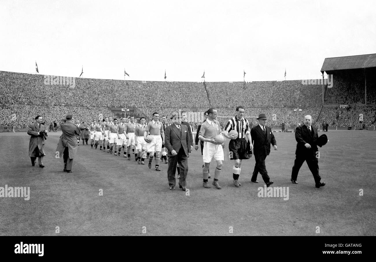 Soccer - FA Cup Final - Blackpool v Newcastle United - Wembley Stadium Stock Photo