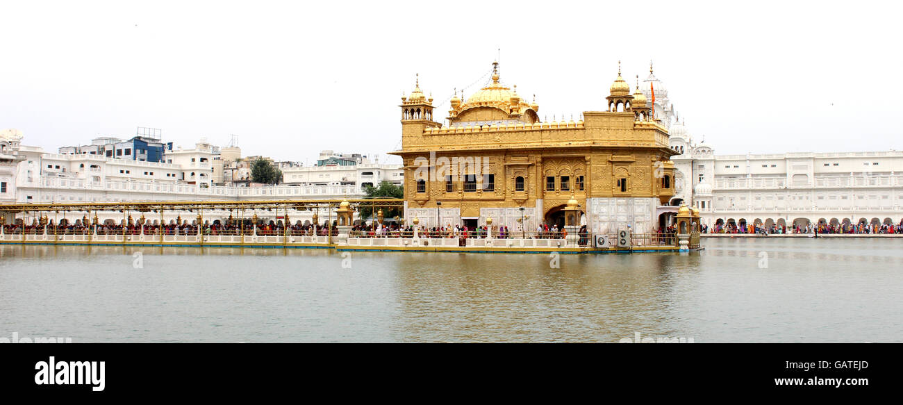 Amritsar golden temple gate hi-res stock photography and images - Alamy