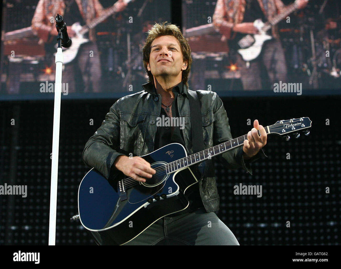 Bon jovi concert hi-res stock photography and images - Alamy