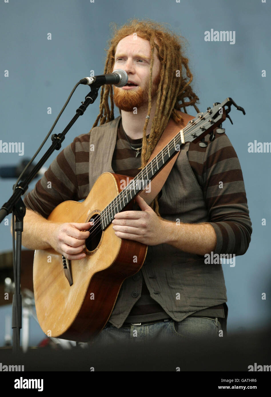 Isle of Wight Festival 2008 - Day 3. Newton Faulkner performs on stage at the Isle of Wight Festival 2008 at Seaclose Park on the Isle of Wight. Stock Photo