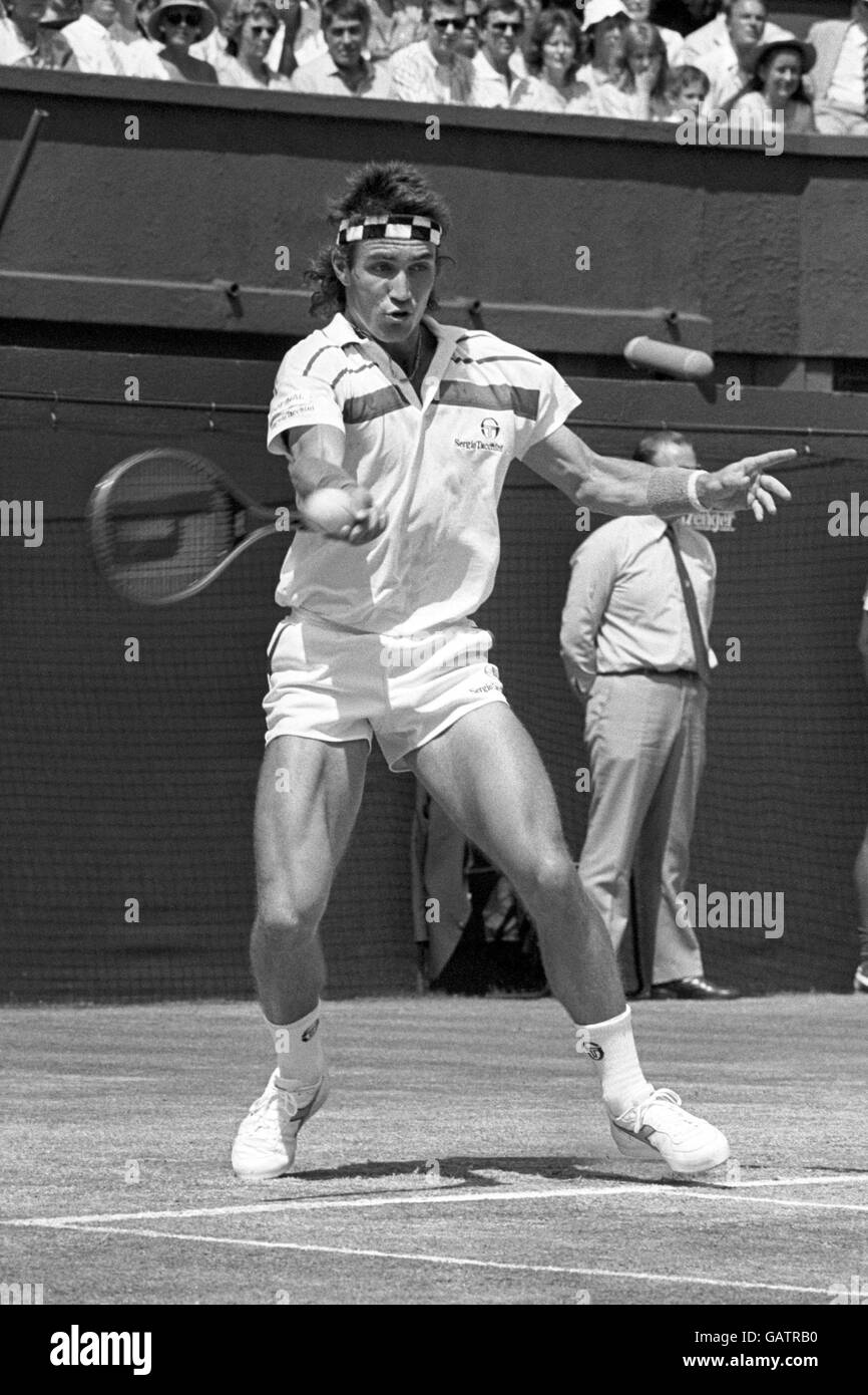 Tennis - Wimbledon Championships 1987 - Men's Singles Final - Pat Cash v  Ivan Lendl - All England Club Stock Photo - Alamy