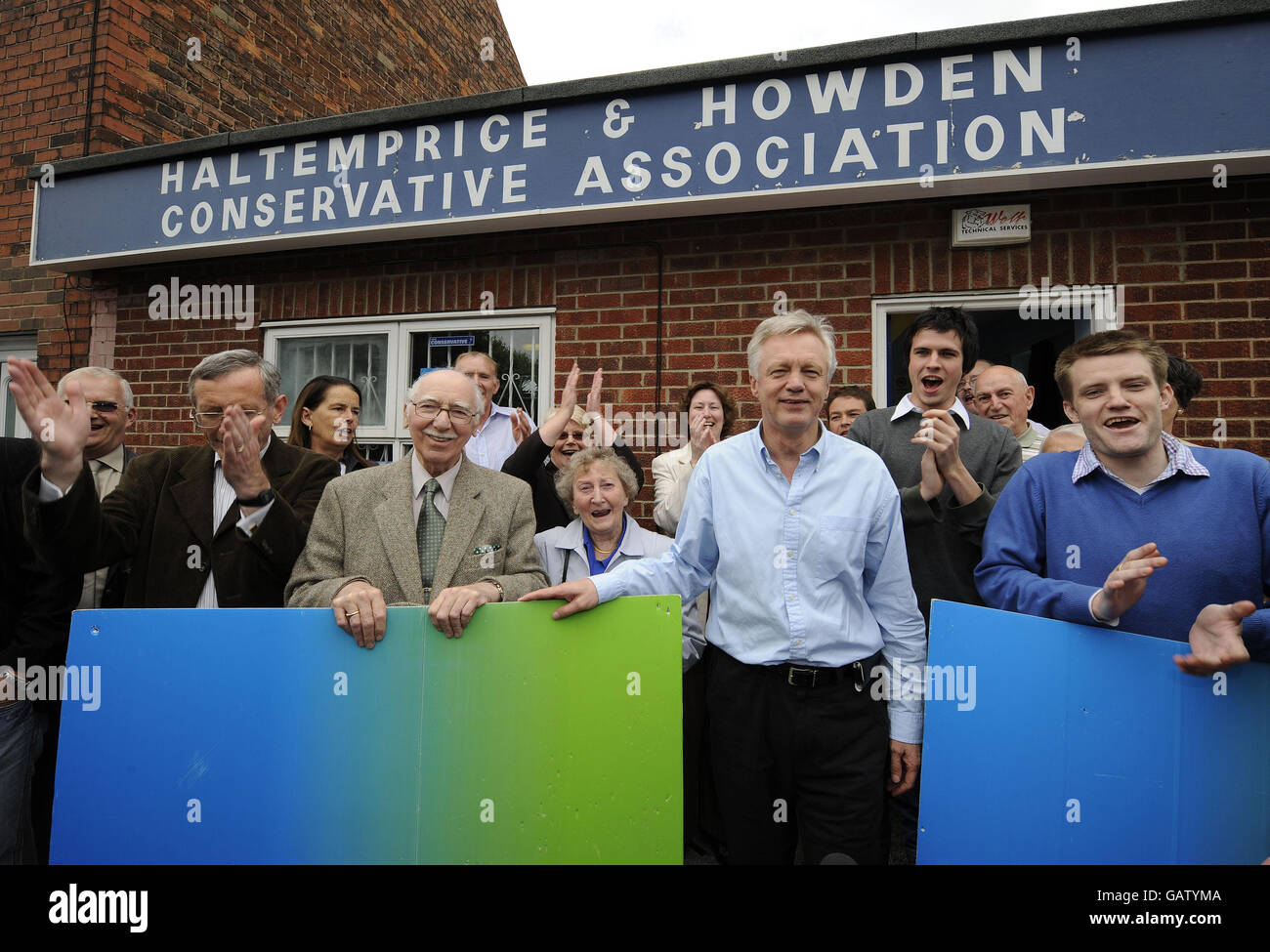 David Davis (second, right, front) with constituency supporters in Willerby, East Yorkshire, after Davis's resignation over terror detention. Stock Photo