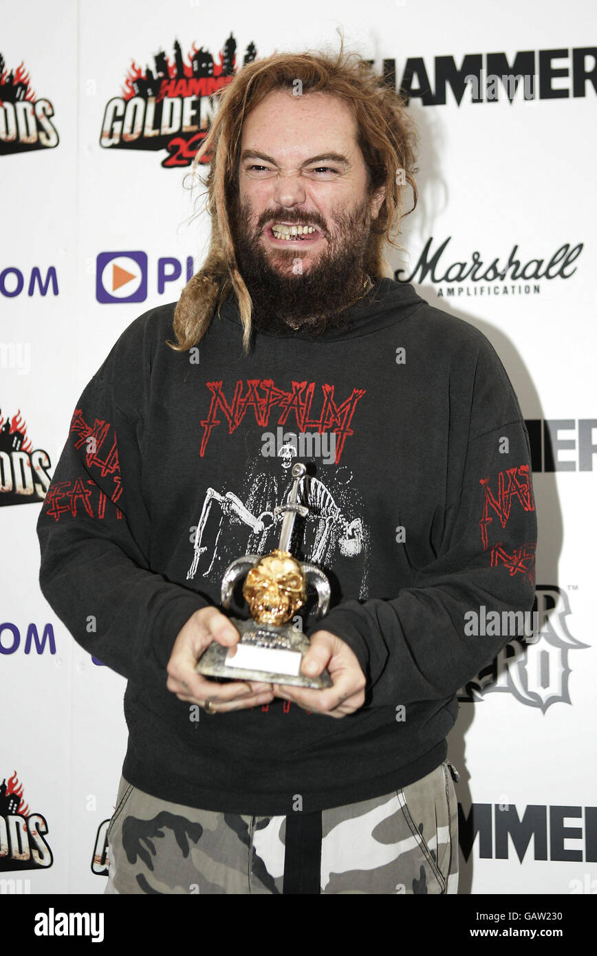 Max Cavalera with the Spirit of Hammer award during the Metal Hammer Golden Golden Gods Awards 2008, at Indig02 in Greenwich, London. Stock Photo