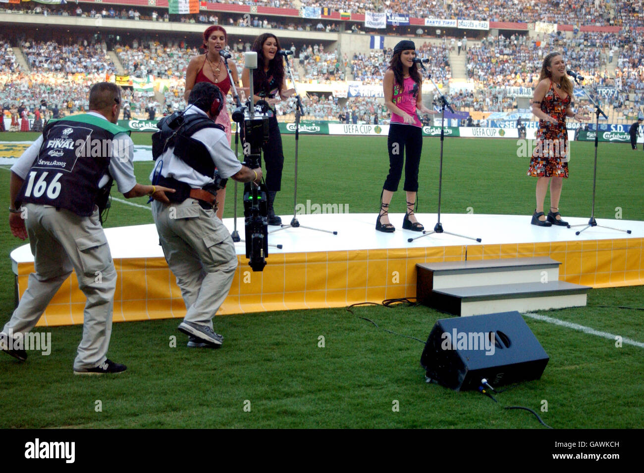 Soccer UEFA Cup Final Celtic v FC Porto. Spanish girl band Las