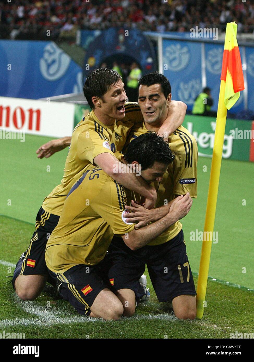 Spain's Daniel Guiza (right) celebrates with his team mates after scoring his team's second goal of the game Stock Photo