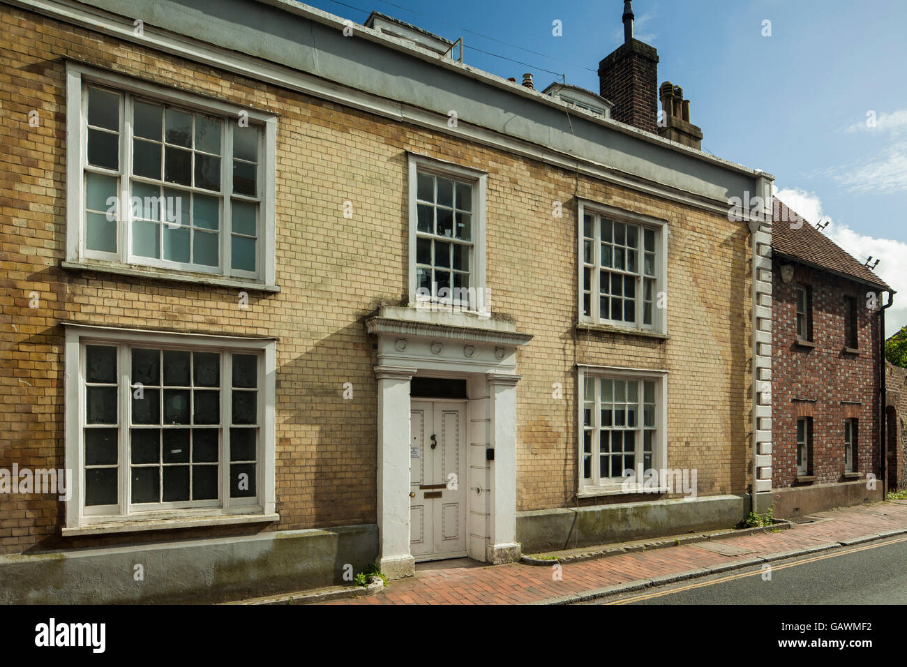 Old house on Southover High Street in Lewes, England Stock Photo Alamy