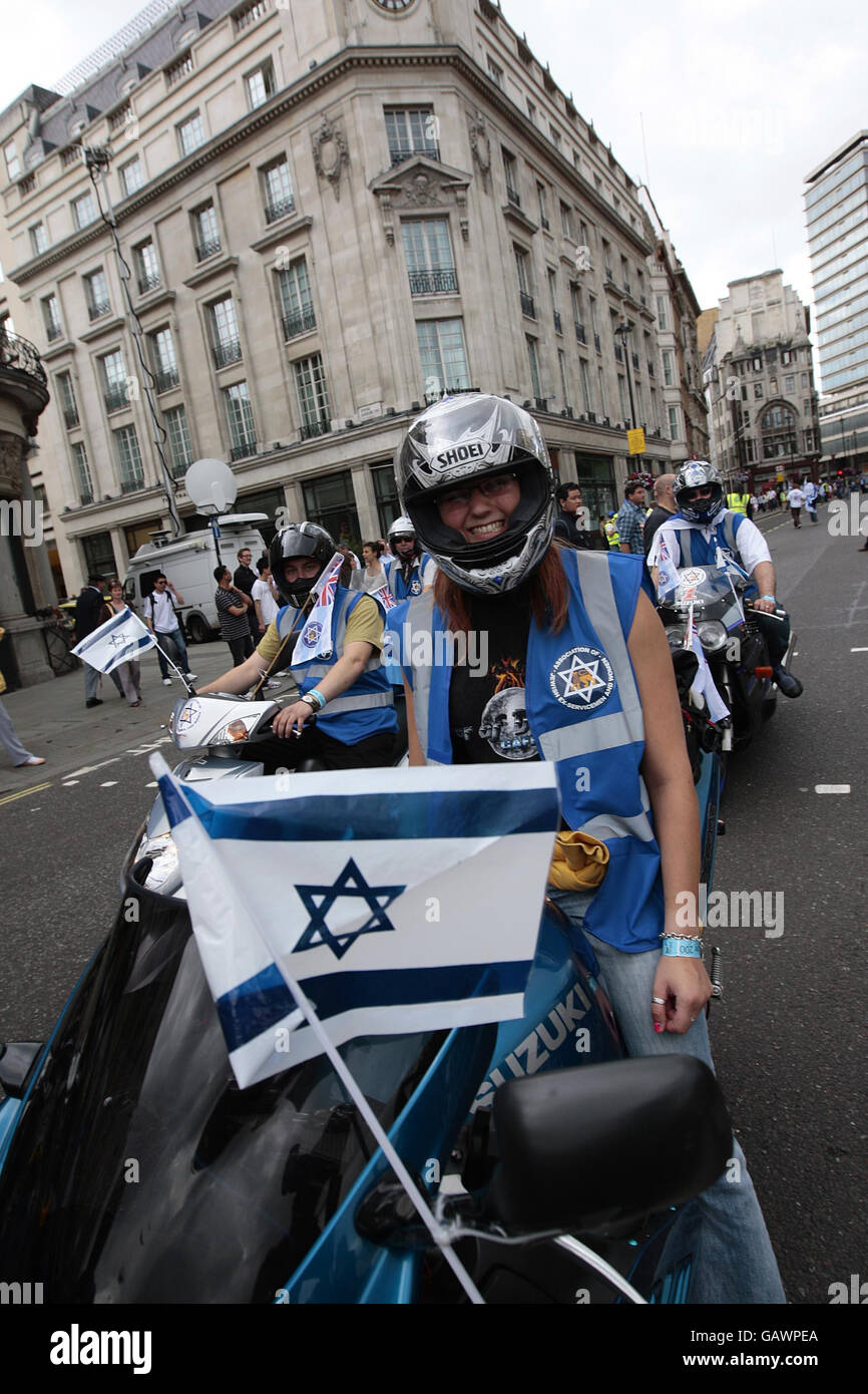 Salute to Israel Parade Stock Photo Alamy