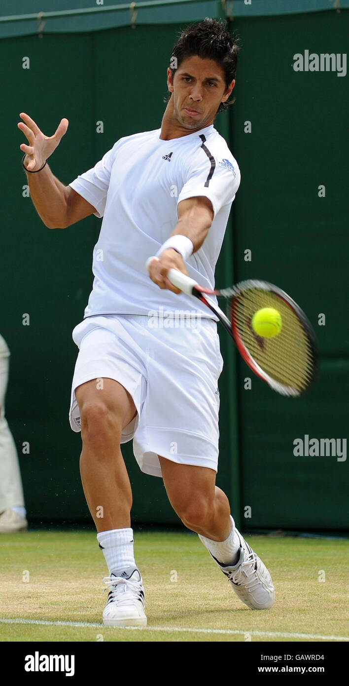 Spain's Fernando Verdasco in action against Croatia's Mario Ancic during the Wimbledon Championships 2008 at the All England Tennis Club in Wimbledon. Stock Photo