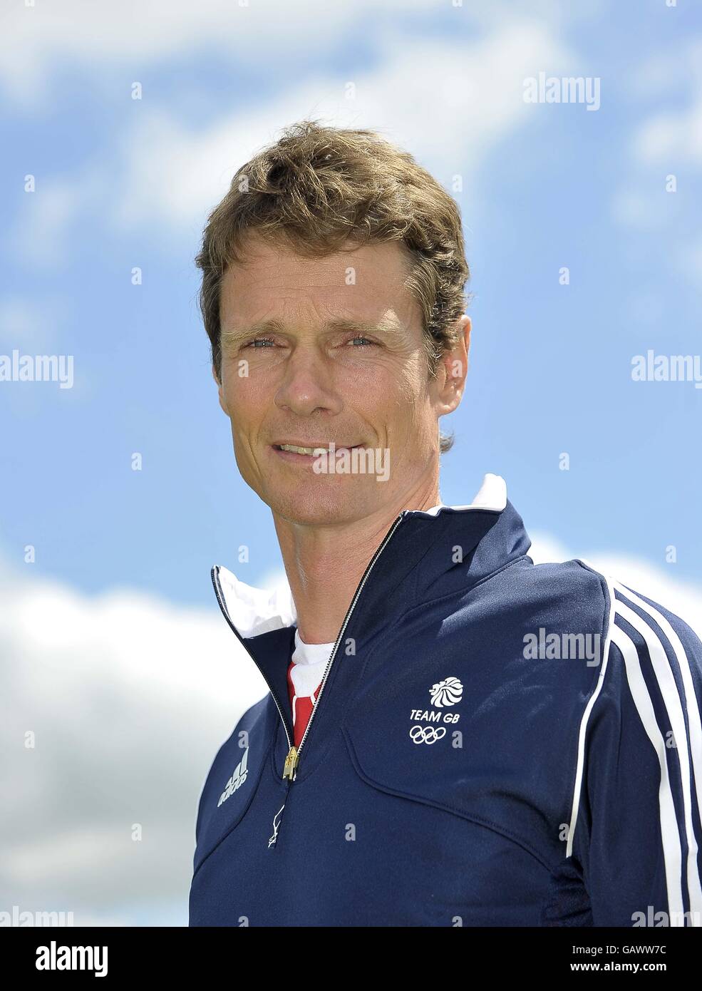 Chippenham, Wiltshire, UK. 05th July, 2016. William Fox-Pitt, age 47, based Dorset, with Christopher Stone’s Chilli Morning. TeamGB announce the equestrian team for the Rio2016 Olympics. The old bull pen. Chippenham. Wiltshire. UK. 05/07/2016. Credit:  Sport In Pictures/Alamy Live News Stock Photo