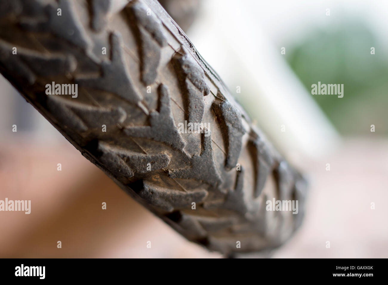 Damaged bicycle wheel hires stock photography and images Alamy