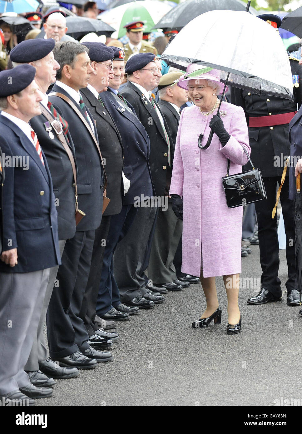 Queen Elizabeth II visits Fulwood Barracks Stock Photo