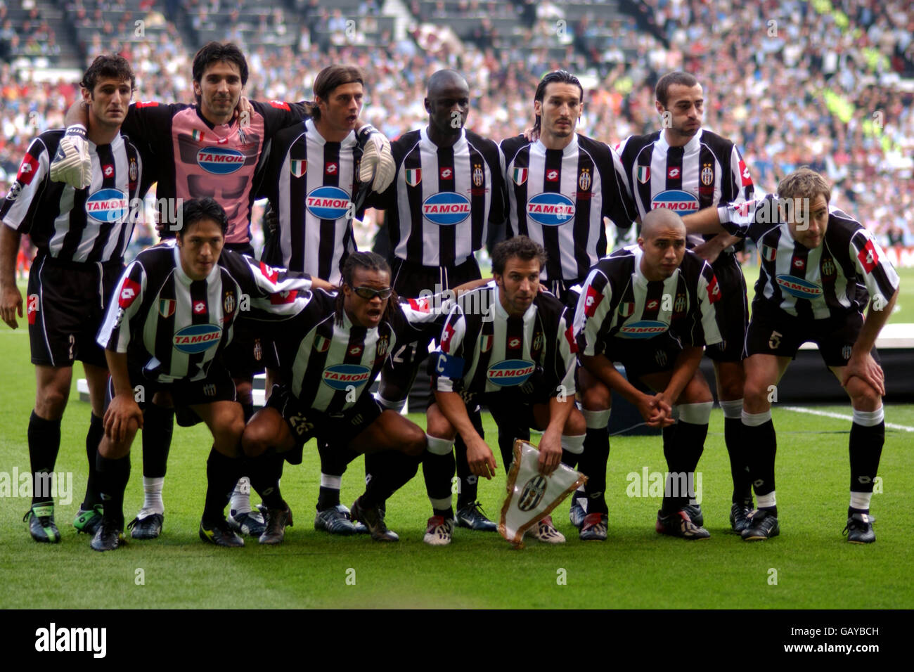 Soccer - UEFA Champions League - Final - Juventus v AC Milan. Juventus team  group Stock Photo - Alamy