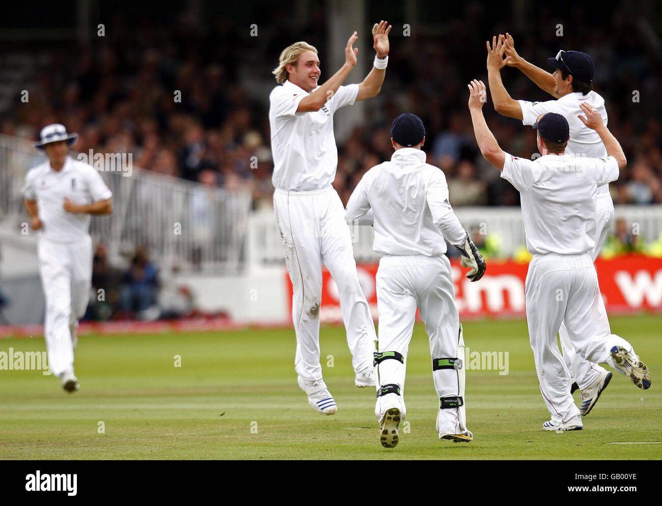 England celebrate taking the wicket of Mark Boucher by Stuart Broad (left) during The First npower Test match at Lord's Cricket Ground, London. Stock Photo