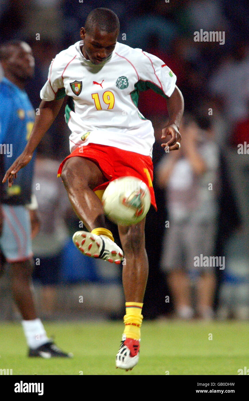 Diaspora xxl sport | Eric Djemba Djemba une légende à Manchester United. L'international Camerounais etait titulaire hier soir au match des légendes de
