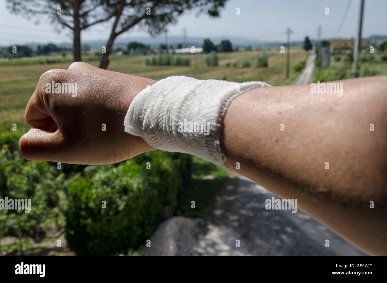 Bandage injury hi-res stock photography and images - Alamy