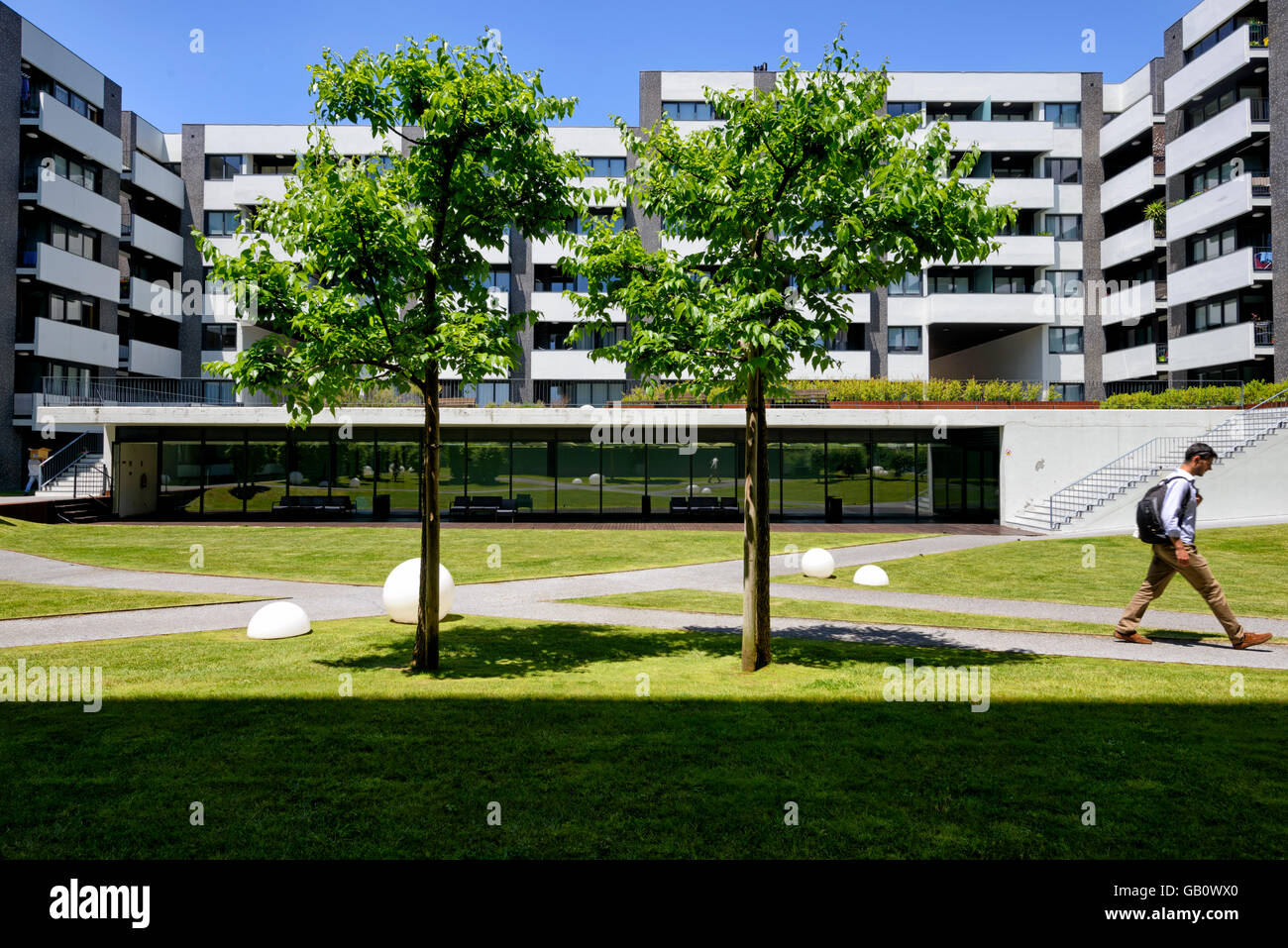 Modern residential building complex hi-res stock photography and images ...