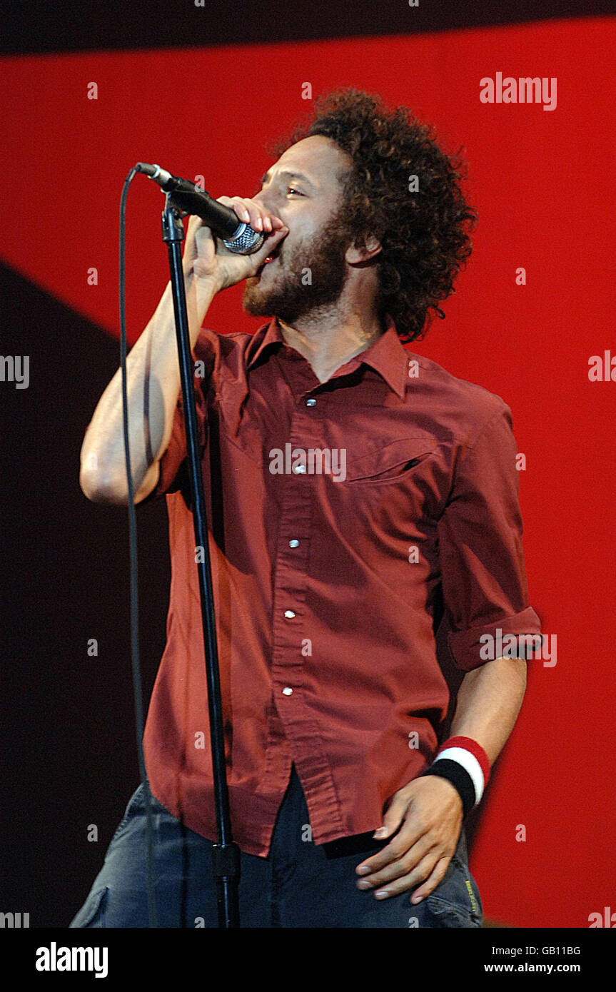zack de la rocha shirt