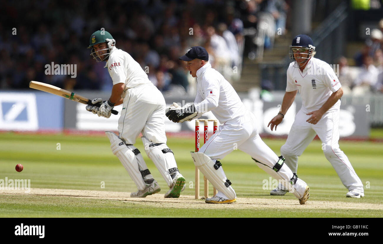 Cricket first test england v south africa lords fourth day hires stock