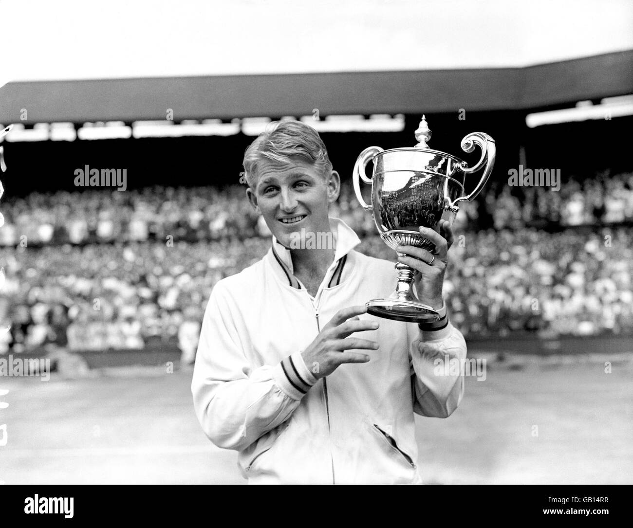 Tennis - Wimbledon Championships - Men's Singles - Final - Lew Hoad v Ken Rosewall Stock Photo