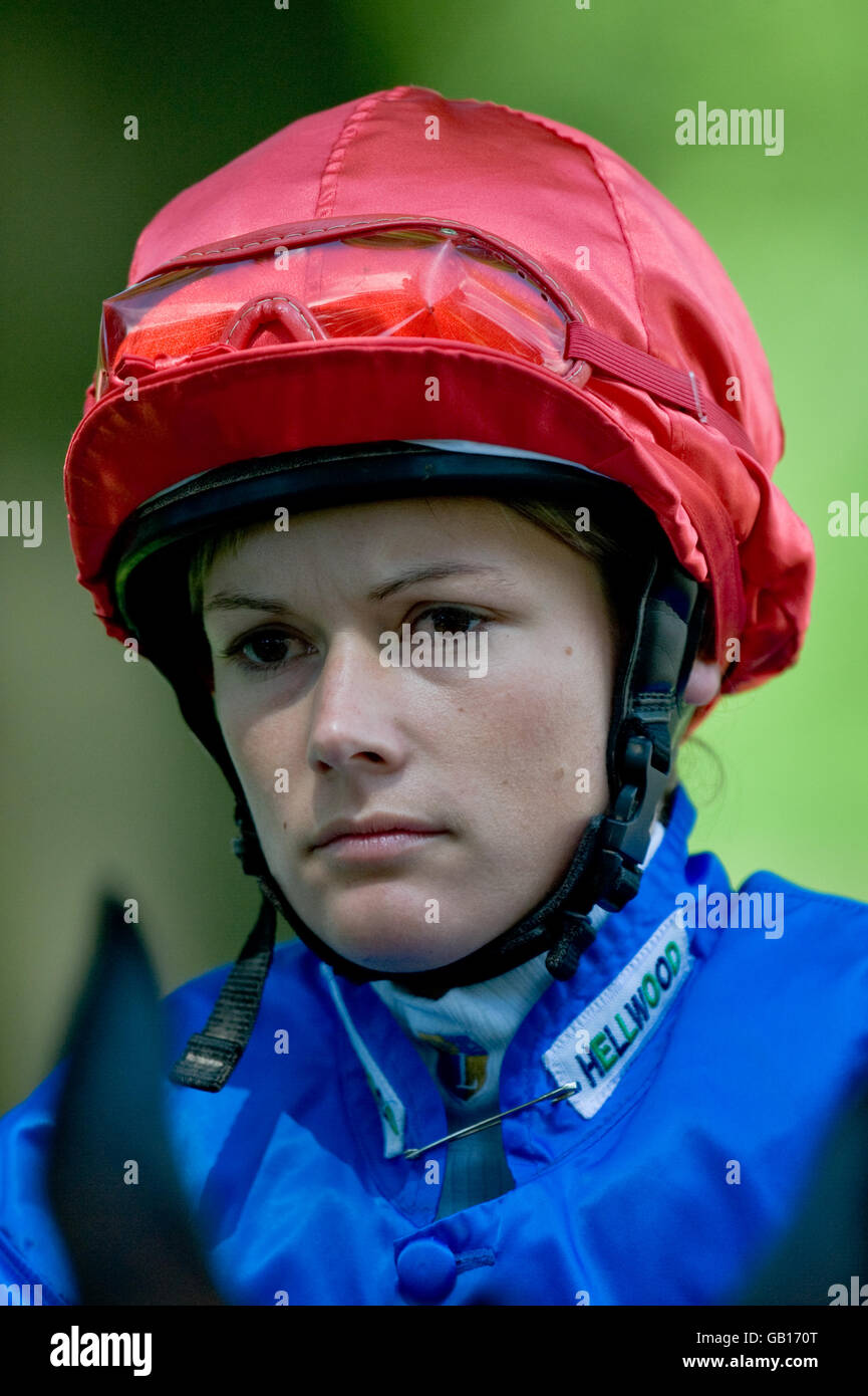 Horse Racing - Family Fun Raceday - Haydock Park Stock Photo - Alamy
